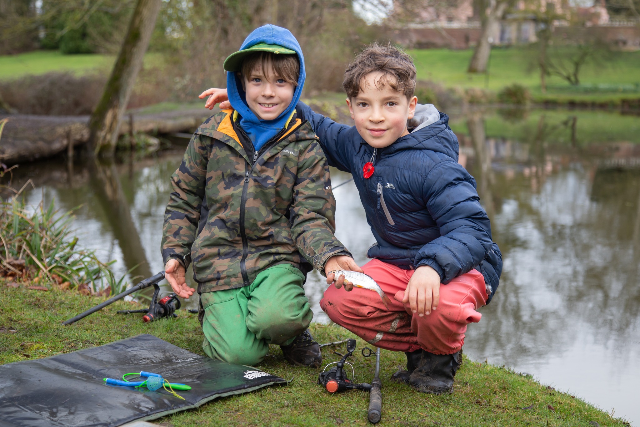 Get Fishing | boys fishing