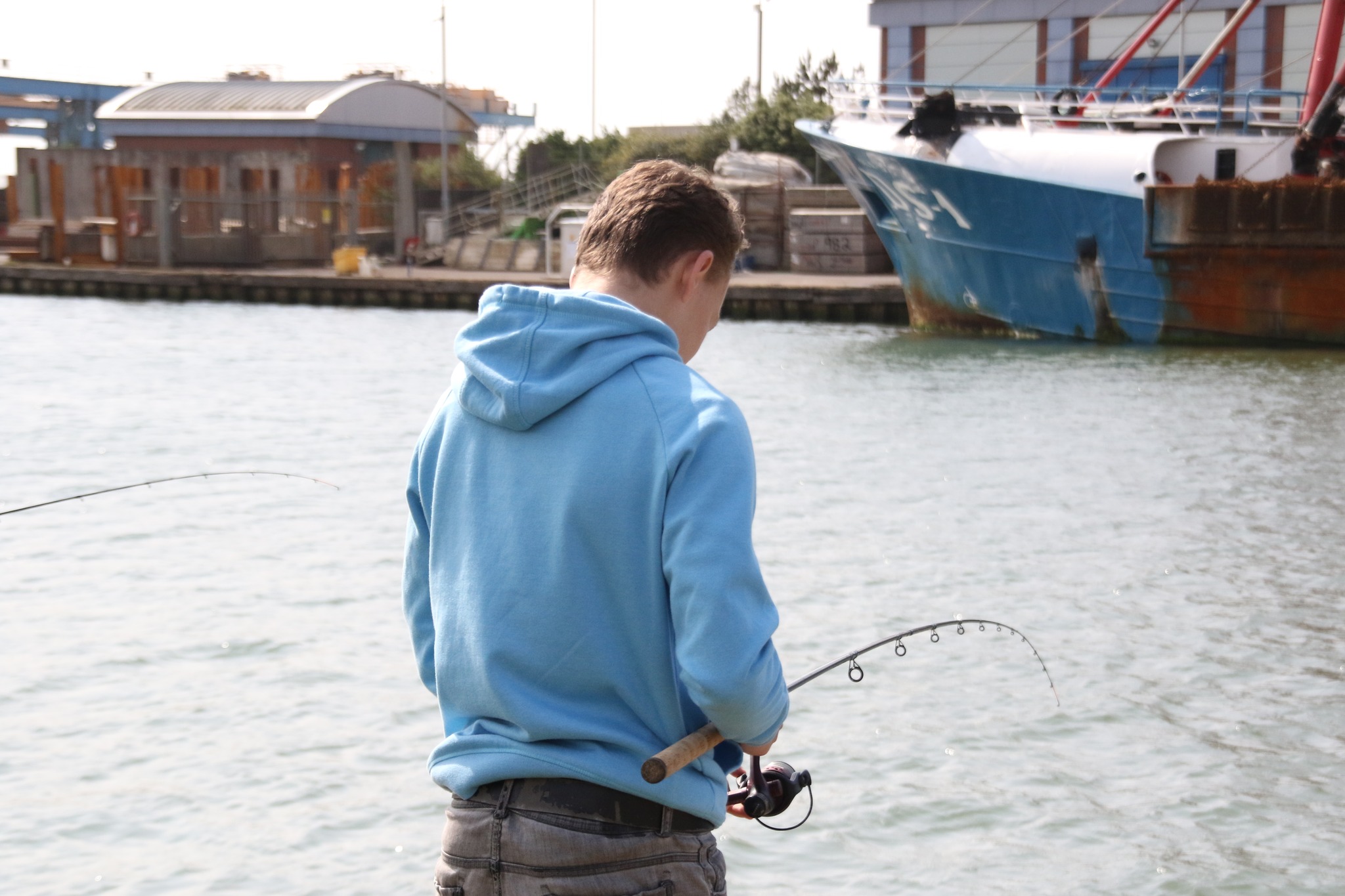 Get Fishing | Let's go fishing by the sea 5